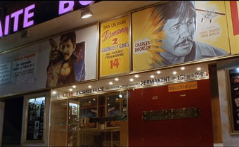 le Gaîté Boulevard dans "Le Père-Noël est une ordure"