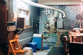 Entrepôt - projection booth