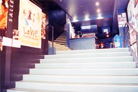 Entrepôt - box office