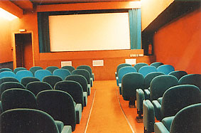 Mistral - theater 4