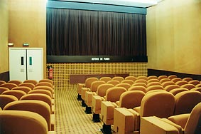 Montparnos - theater 4