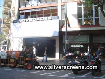 Novedades, Barcelone