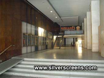 Novedades, Barcelone