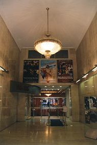 UGC George V - l'entr&eacute;e