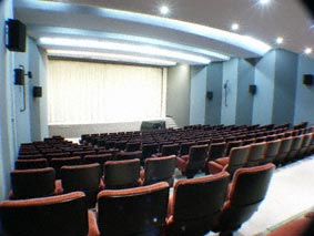 Le Village &agrave; Neuilly