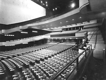 Paramount Opéra - the large single auditorium