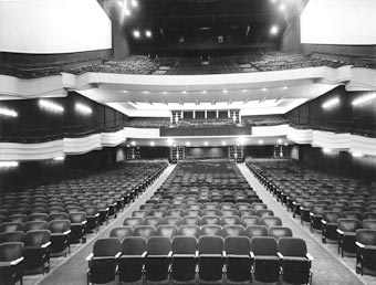 Paramount Opéra - the large single auditorium